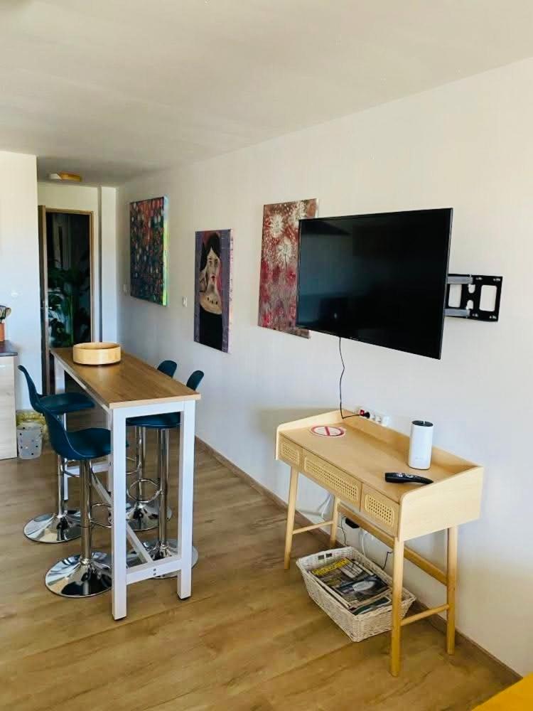 Hote Labyrinthe Sur La Place Chambres D, Hotes , Calme ,Netflix Mirepoix  Buitenkant foto